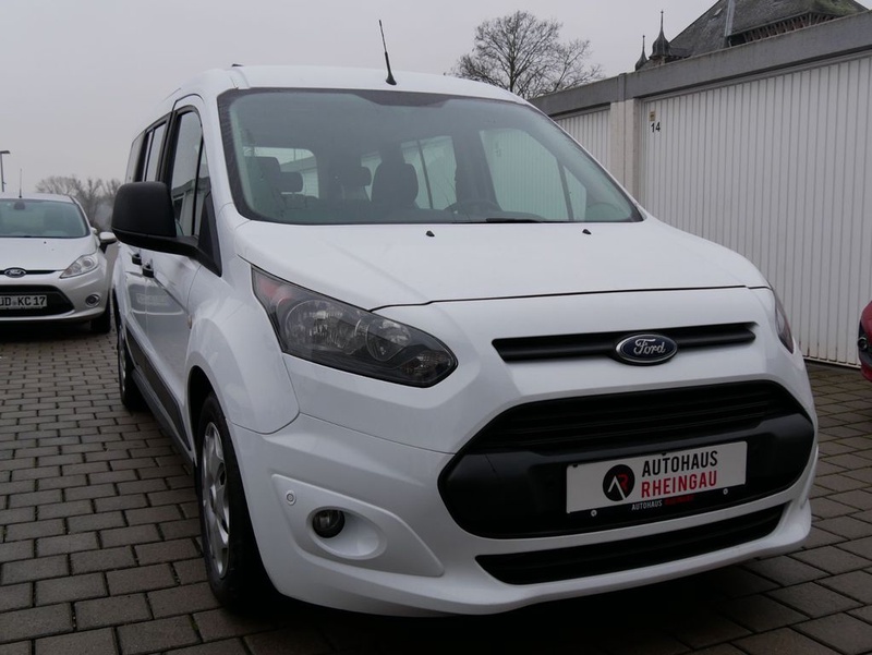 Ford Grand Tourneo