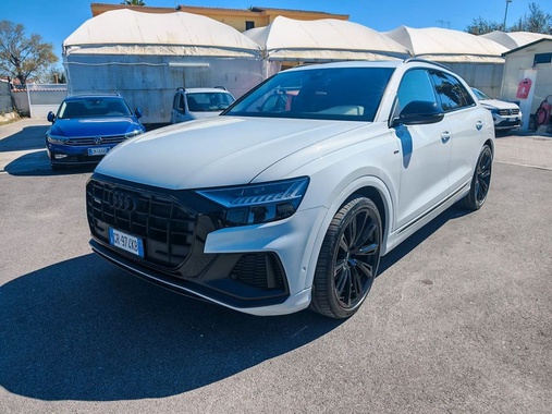 Audi Q8 2023