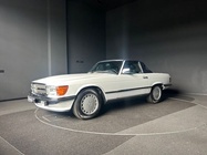 Mercedes-Benz SL-Class 1984