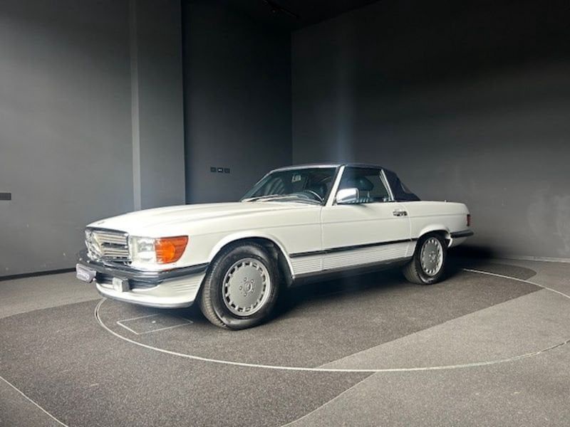 Mercedes-Benz SL-Class