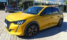 Peugeot 208 2021