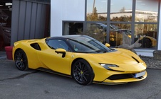 Ferrari SF90 2024