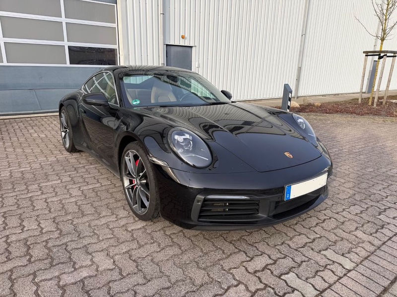 Porsche 992