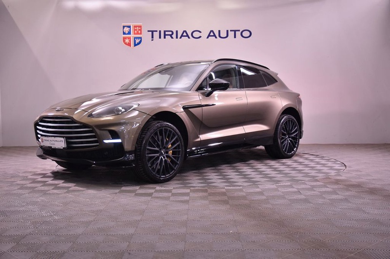 Aston Martin DBX