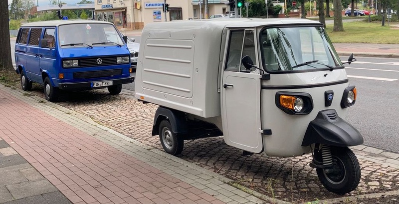 Piaggio APE