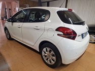 Peugeot 208 2020