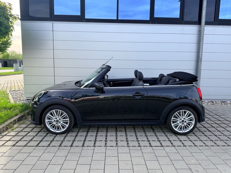 MINI Cabrio