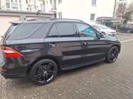 Mercedes-Benz ML-Class 2012