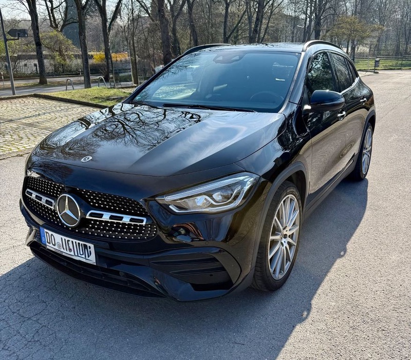 Mercedes-Benz GLA-Class