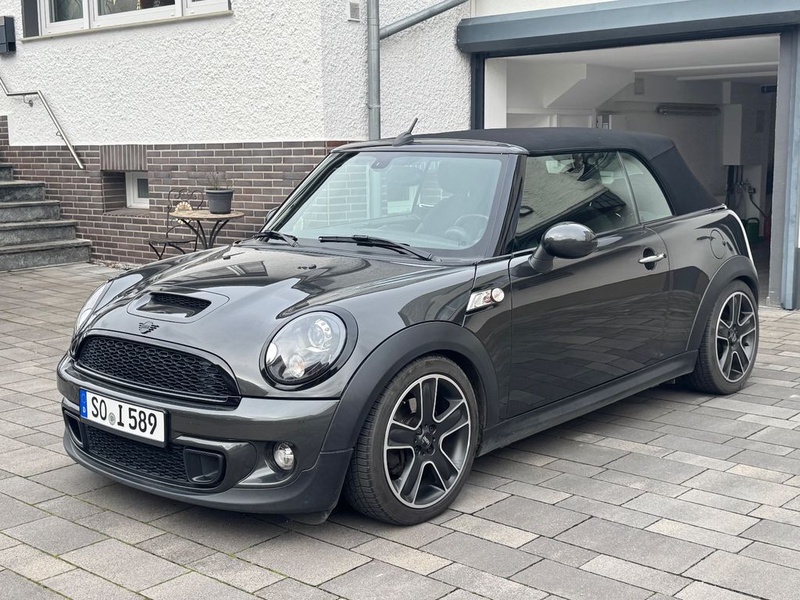 MINI Cabrio