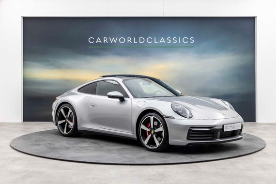 Porsche 992 2019