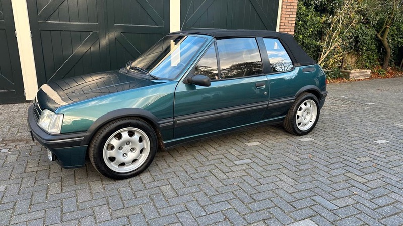 Peugeot 205