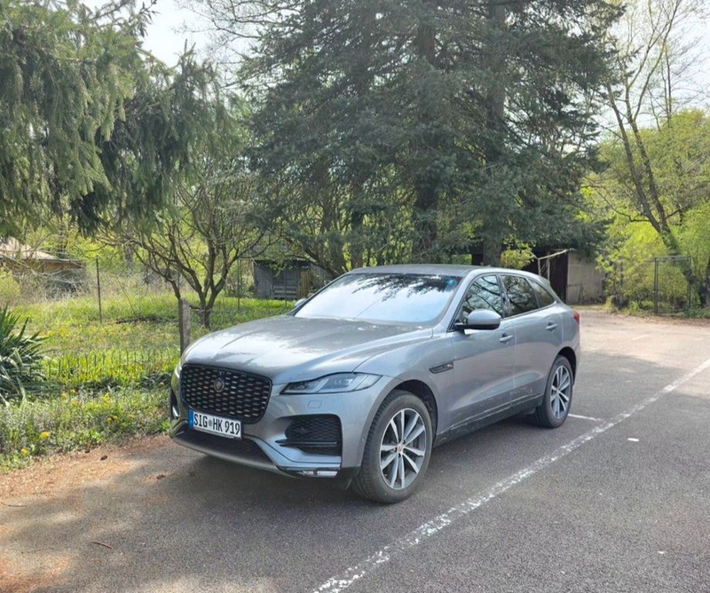 Jaguar F-Pace