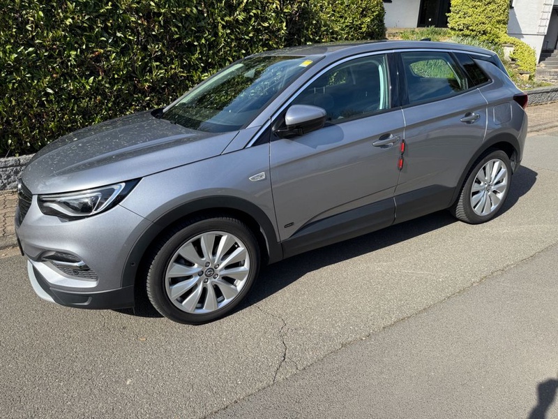 Opel Grandland