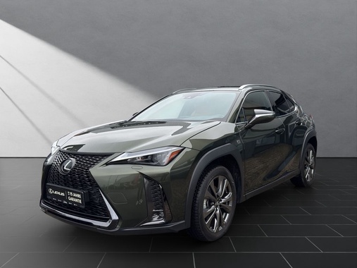 Lexus UX 2024