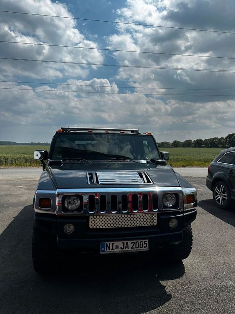 Hummer H2