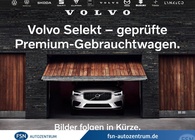 Volvo XC40 2025