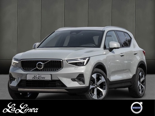 Volvo XC40 2025