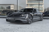 Porsche Taycan 2021