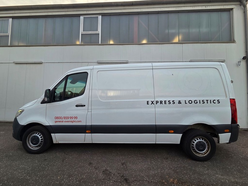Mercedes-Benz Sprinter