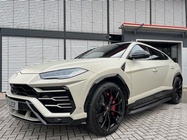 Lamborghini Urus 2021