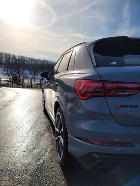 Audi RSQ3 2021