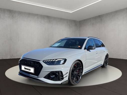 Audi RS4 2023