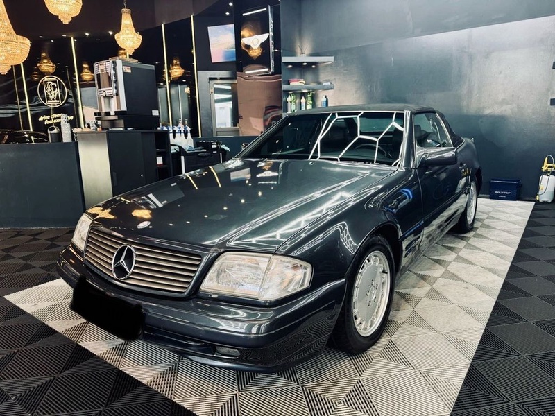 Mercedes-Benz SL-Class