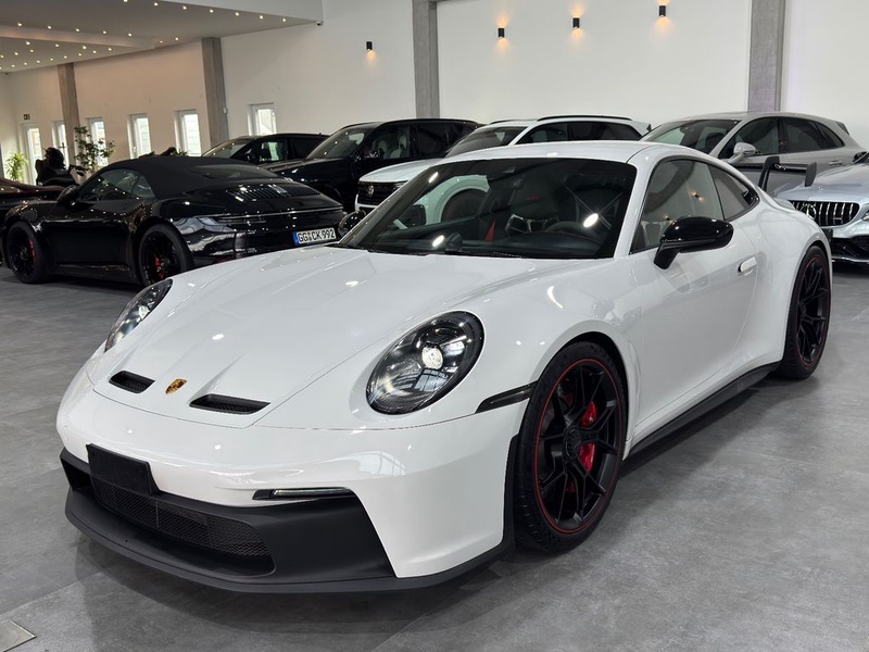 Porsche 992
