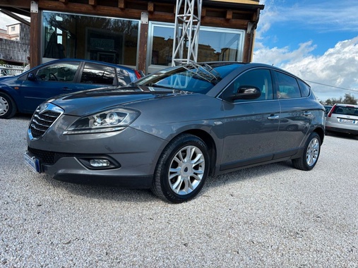 Lancia Delta 2011