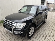 Mitsubishi Pajero 2015