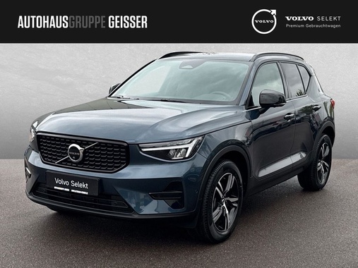 Volvo XC40 2025