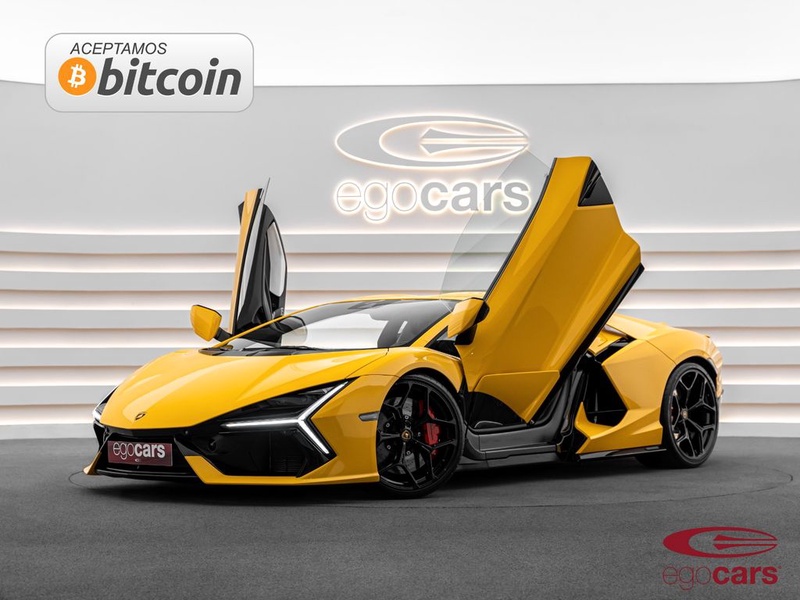 Lamborghini Revuelto