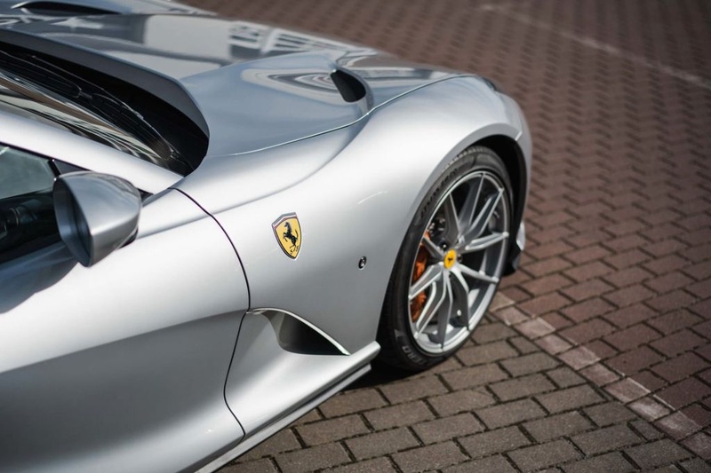 Ferrari 812