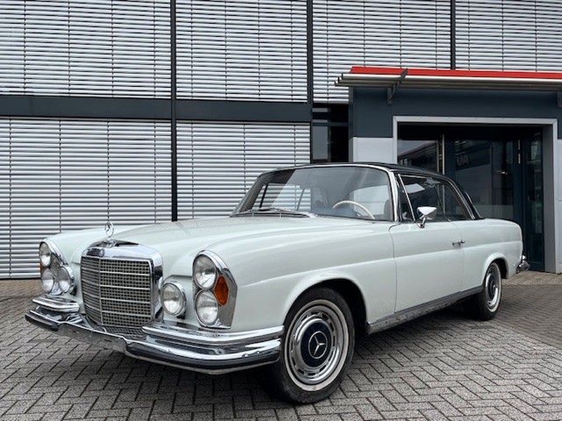 Mercedes-Benz 280