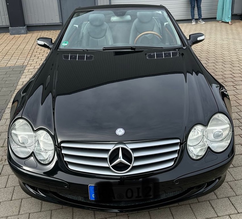 Mercedes-Benz SL-Class