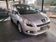 Peugeot 5008 2011