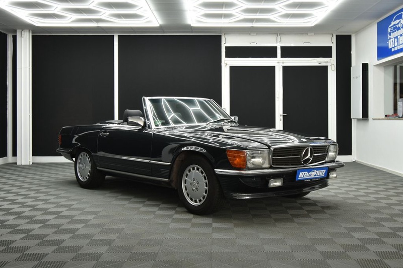 Mercedes-Benz SL-Class