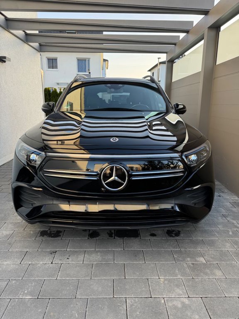 Mercedes-Benz EQB