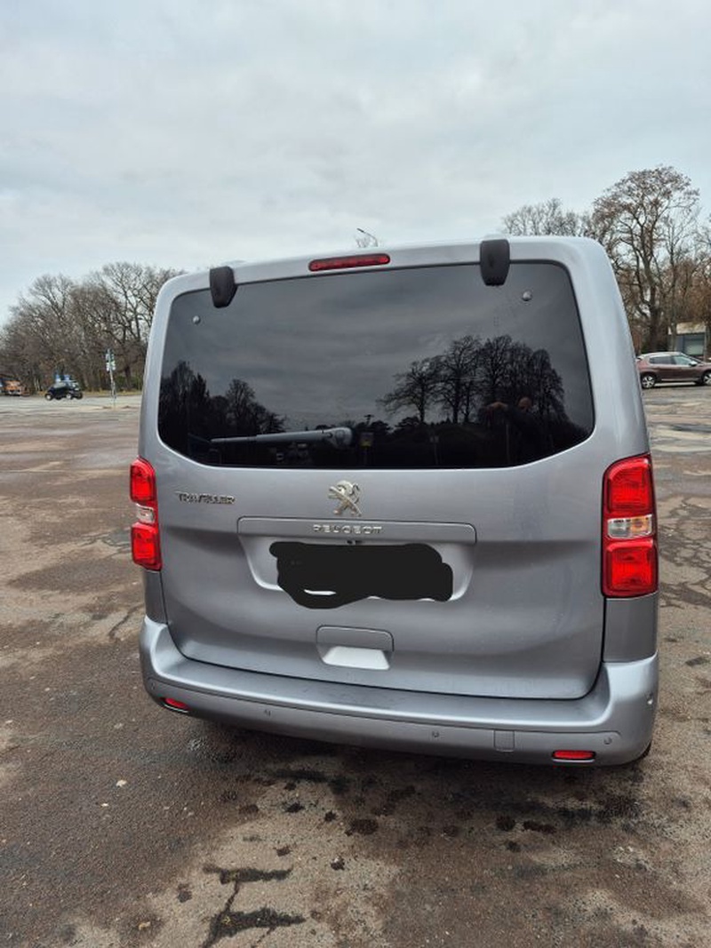 Peugeot Traveller