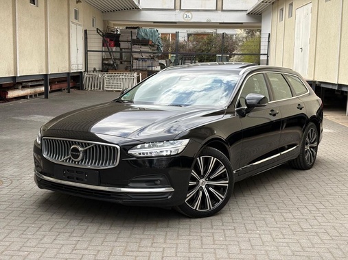 Volvo V90 2023