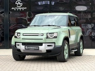 Land Rover Defender 2024