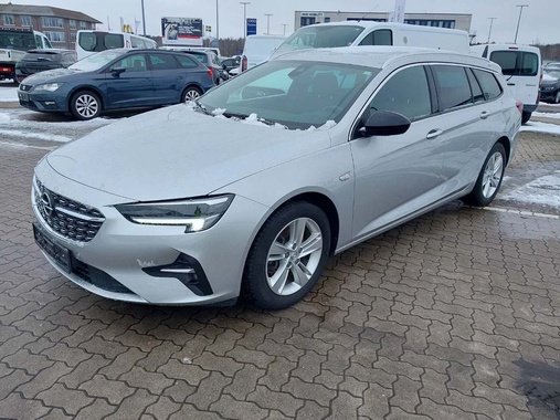 Opel Insignia 2022