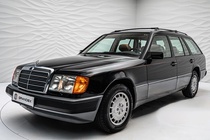Mercedes-Benz 300 1992