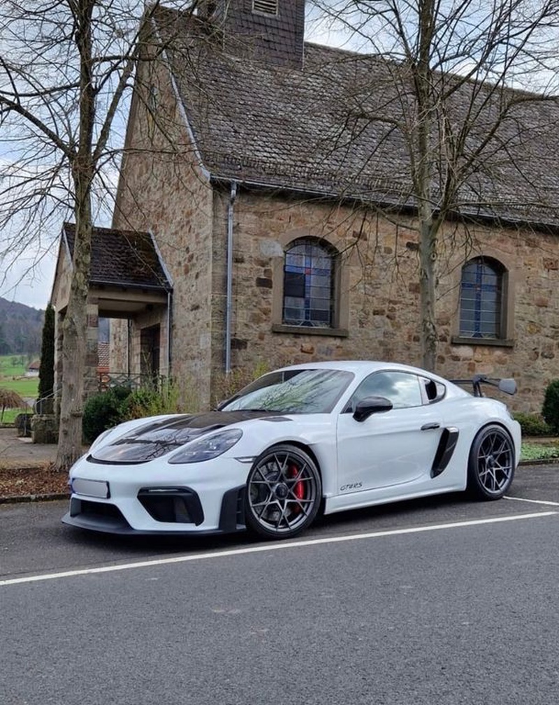 Porsche Cayman