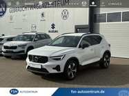 Volvo XC40 2025