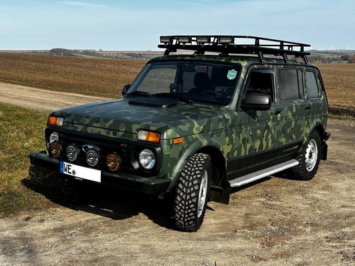 Lada Niva 2023