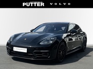 Porsche Panamera 2023