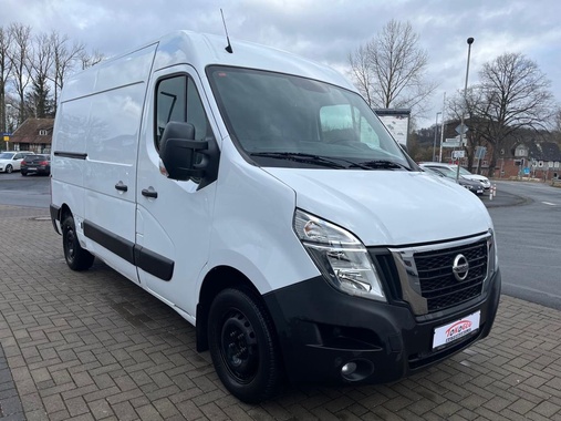 Nissan NV400 2021