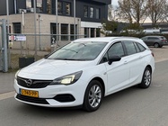 Opel Astra 2021